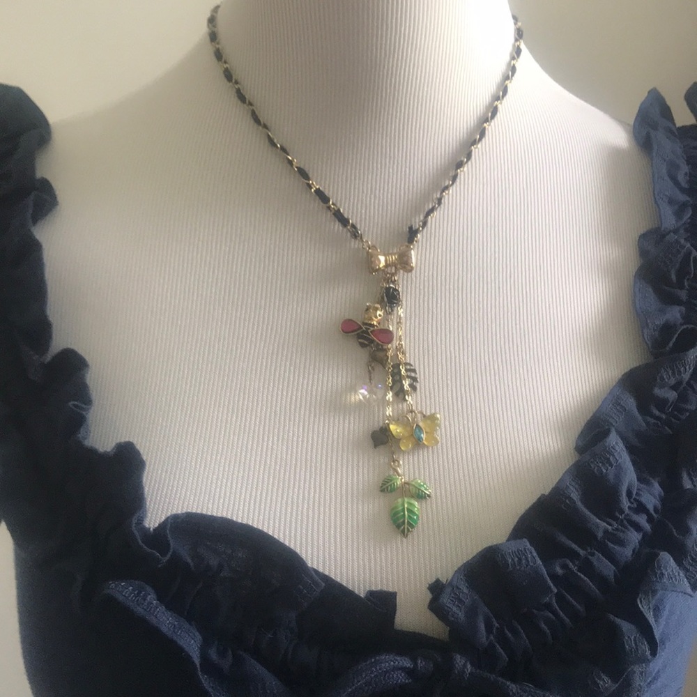 Like New Original Betsey Johnson Necklace